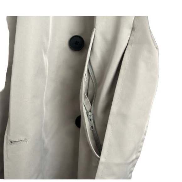 The Transit Trench Coat Ltd Edition by Away Travel Sand Size Large - Picture 9 of 15